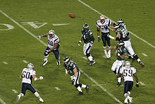 220px Eagles on offense at Super Bowl XXXIX 1 Donovan McNabb