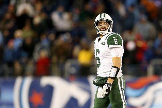 mcelroyweb19s 2 web Mark Sanchez benched for Greg McElroy; Tim Tebow requests a trade