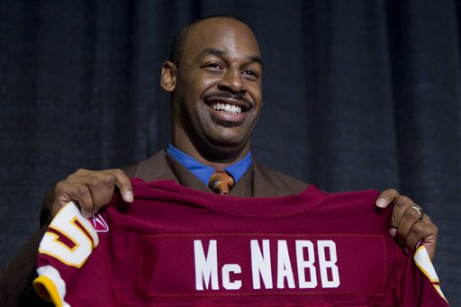 Chris Cooley puts a random kid in Donovan McNabb’s locker…