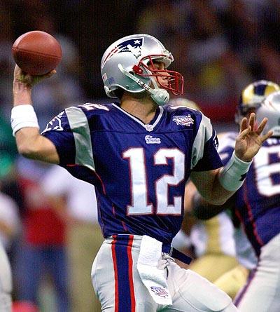 Super Bowl MVP Tom Brady Tom Brady blows up for 517 yards and 4 TDs: Patriots win 38 24